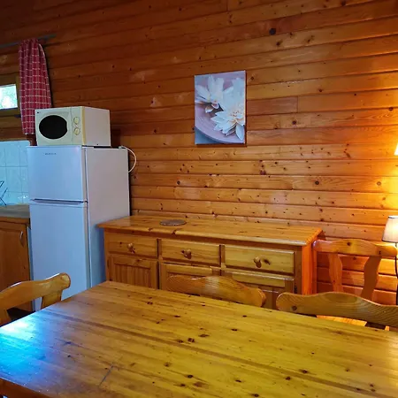 Orange - Piscine Partagee 2*